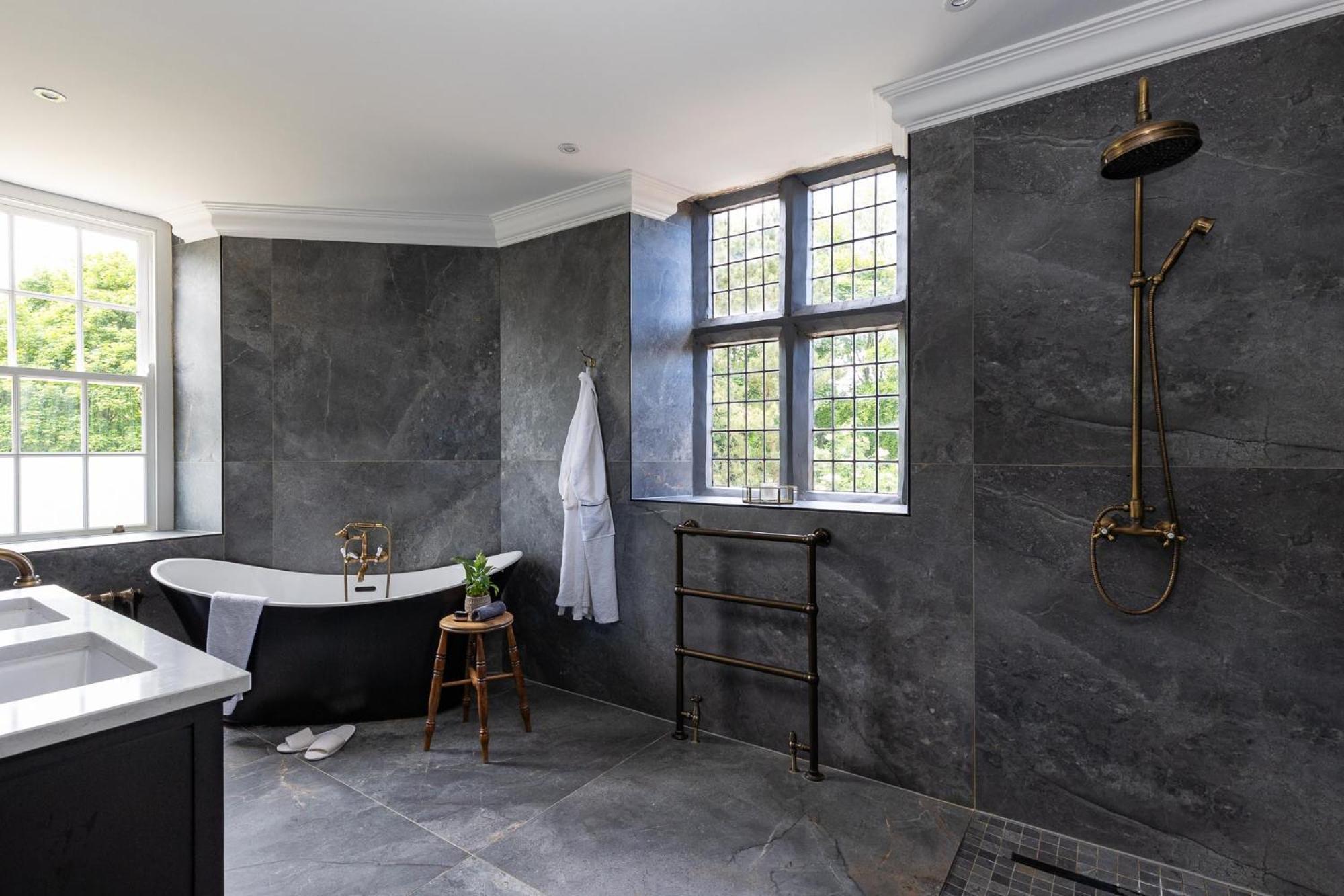 Killerby Old Hall With Hot Tub And Swimming Pool Scarborough Esterno foto